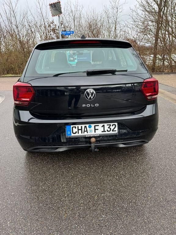 Gebraucht VW Polo Comfortline 95 PS (69 kW) 2021 Schwarz Kleinwagen