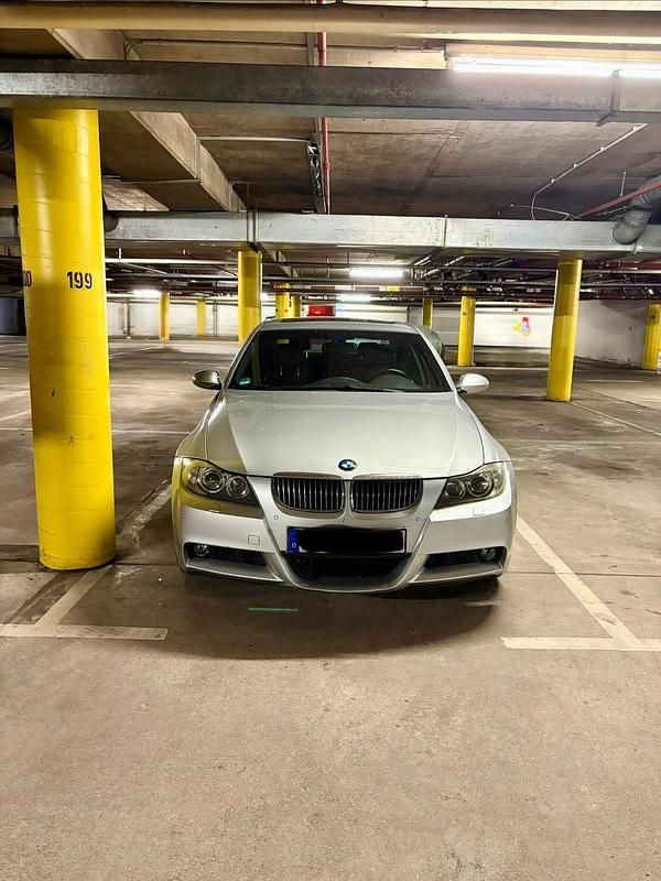 Używany BMW 330 M Performance 258 KM (189 kW) 2006 Srebrny Sedan/Limuzyna