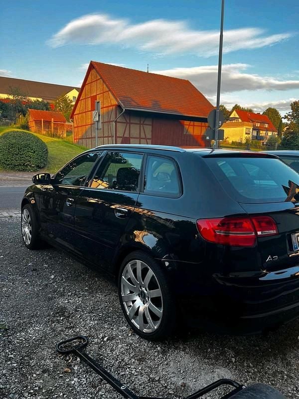 Gebraucht Audi A3 125 PS (91 kW) 2013 Schwarz Limousine