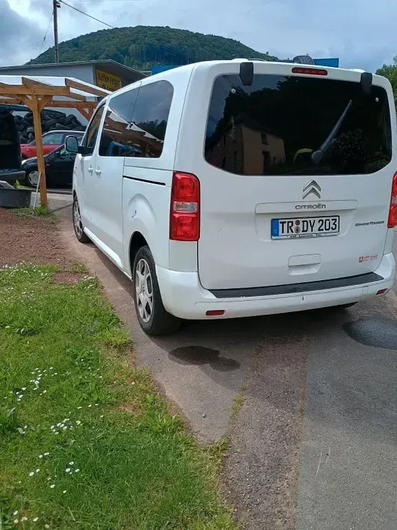 Gebraucht Citroën Jumpy 150 PS (110 kW) 2019 Weiß Van / Kleinbus
