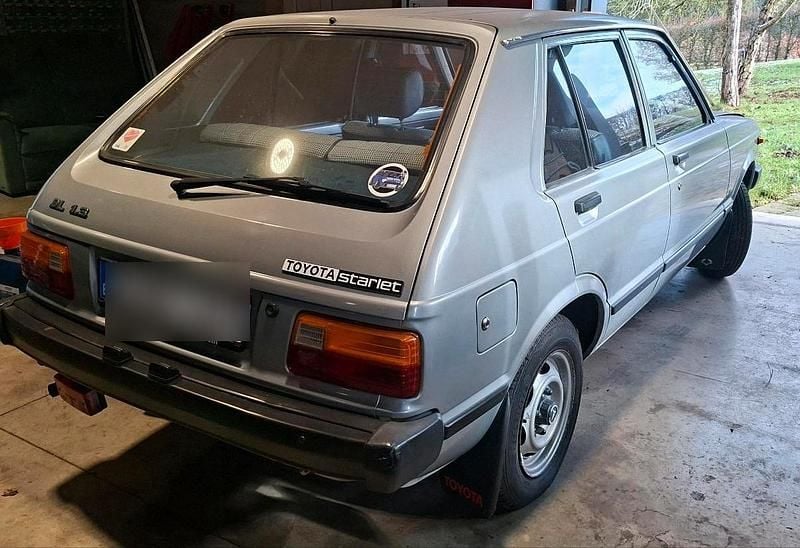 Gebraucht Toyota Starlet 65 PS (47 kW) 1982 Silber Kleinwagen
