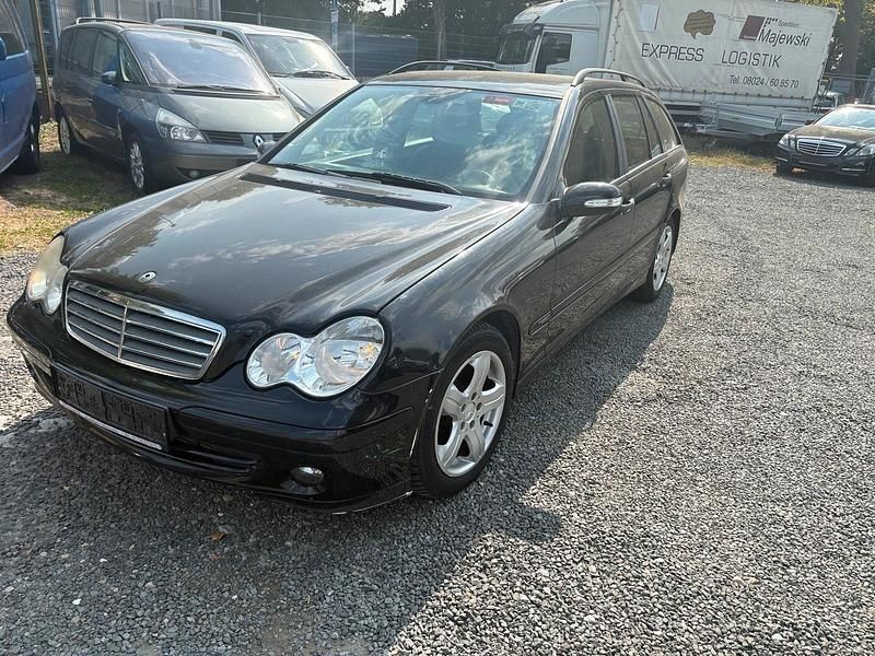 Schwarz Gebraucht 2005 Mercedes C200 Kombi | 1.999 € (Fairer Preis) - Bild 1/4