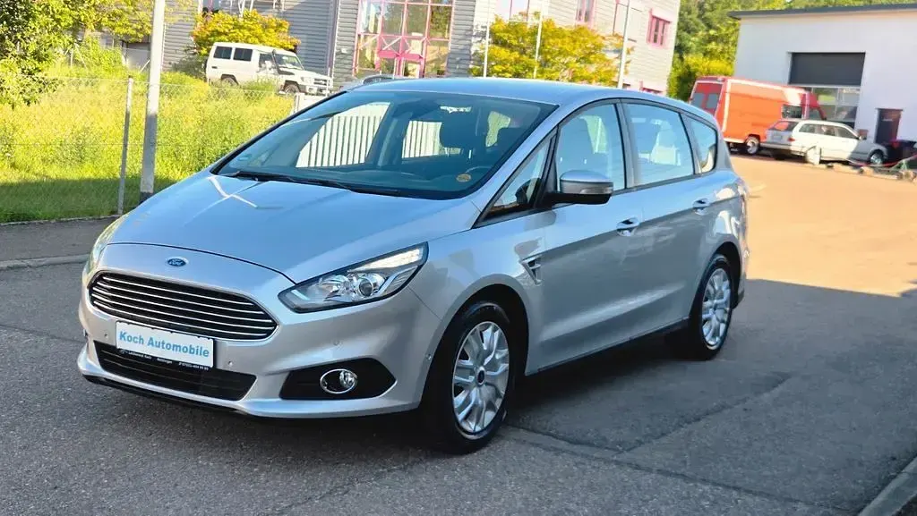Gebraucht Ford S-MAX Trend 150 PS (110 kW) 2016 Silber Van / Kleinbus
