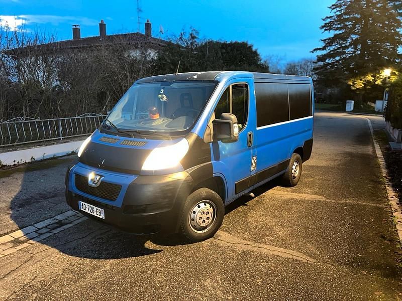 Blau Gebraucht 2009 Peugeot Boxer Van | 2.950 € (Superpreis) - Bild 1/4