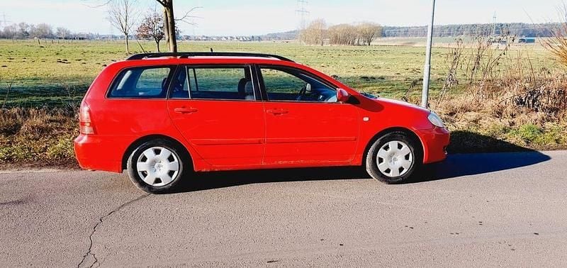 Rot Gebraucht 2007 Toyota Corolla Kombi | 4.000 € (Fairer Preis) - Bild 1/4