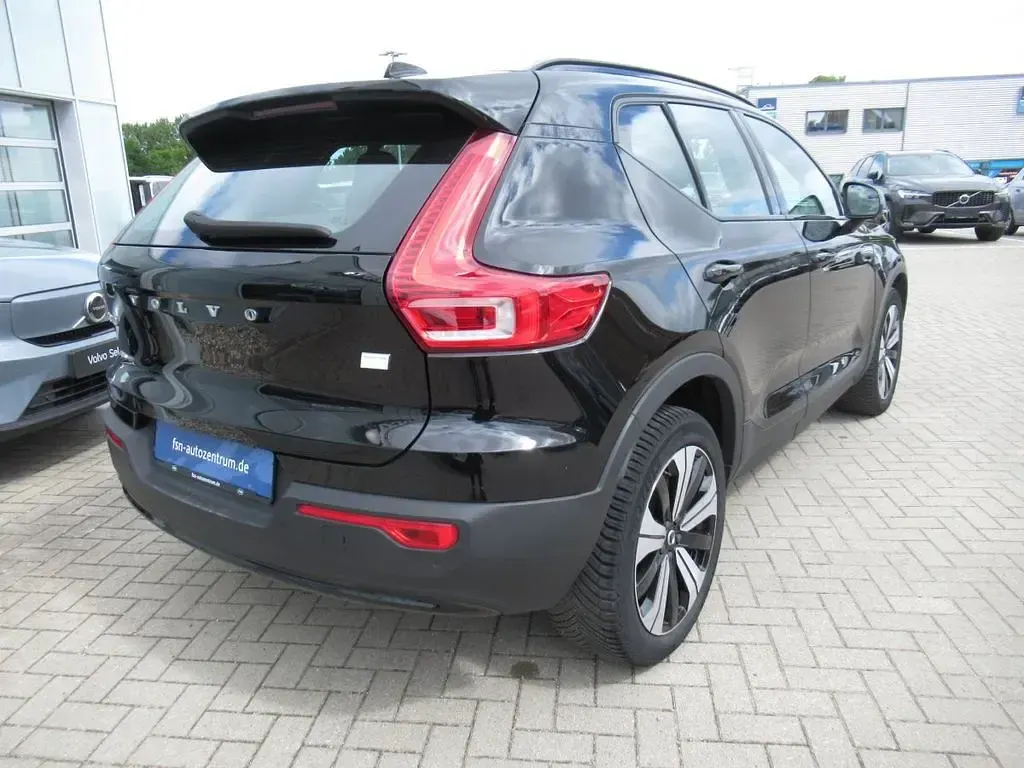 Gebraucht Volvo XC40 Plus 169 kW (231 PS) 2023 Schwarz SUV