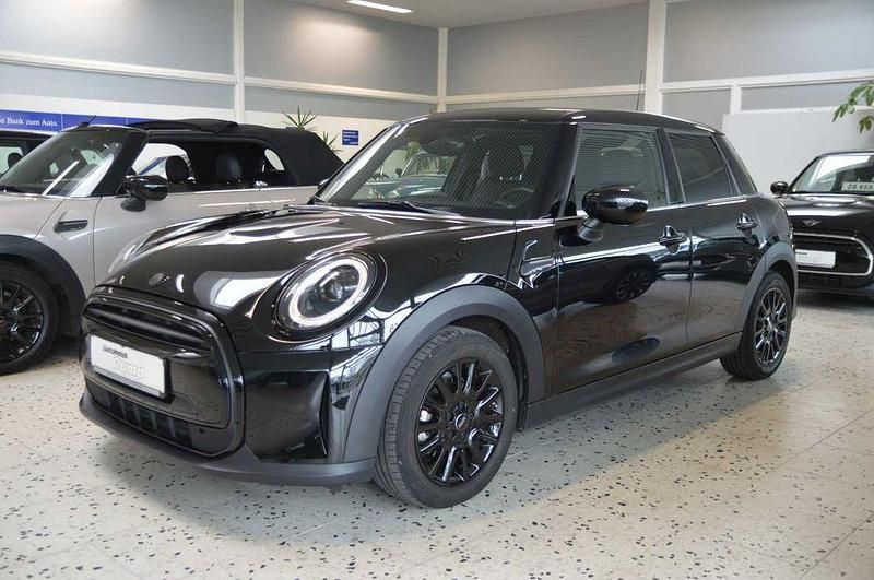 Gebraucht Mini ONE Classic 102 PS (75 kW) 2022 Schwarz Kleinwagen