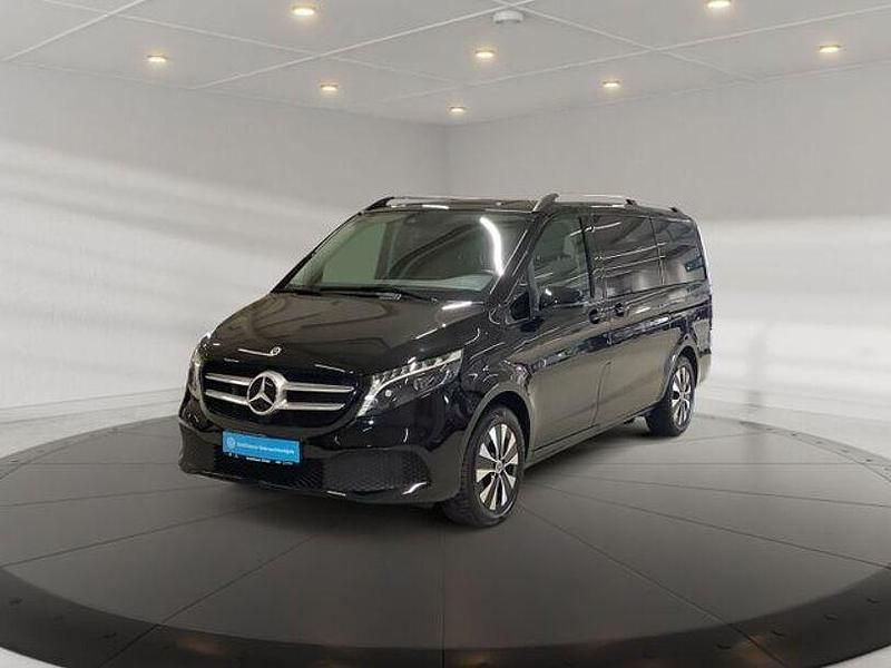 Gebraucht Mercedes V300 237 PS (174 kW) 2022 Schwarz Van / Kleinbus
