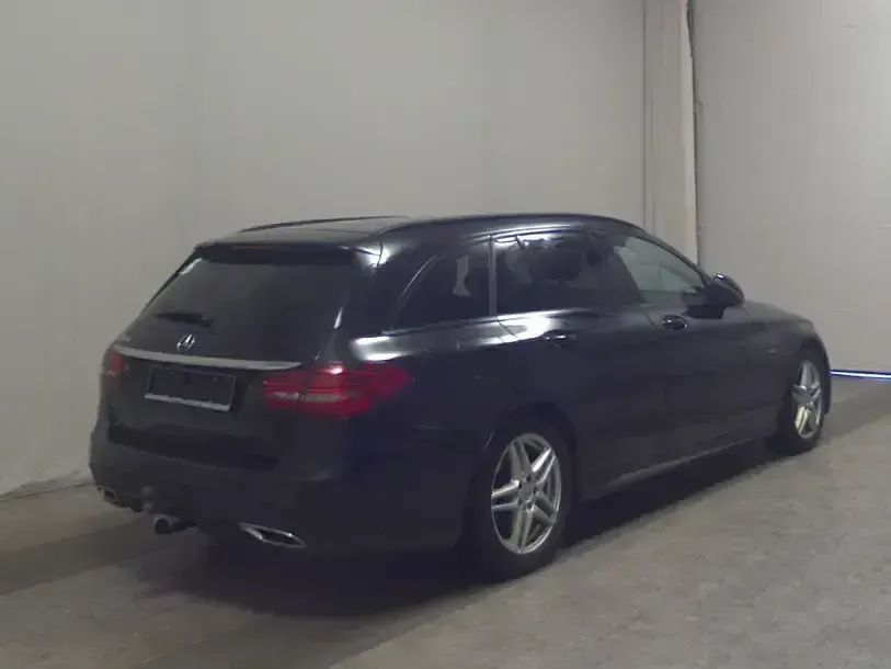 Gebraucht Mercedes C220 AMG line 194 PS (142 kW) 2021 Schwarz Limousine