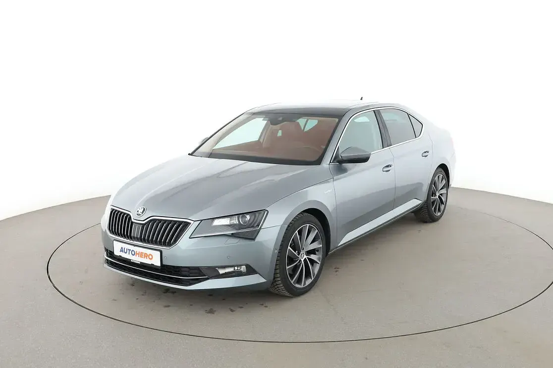 Gebraucht Skoda Superb LAURIN & KLEMENT 220 PS (161 kW) 2015 Limousine