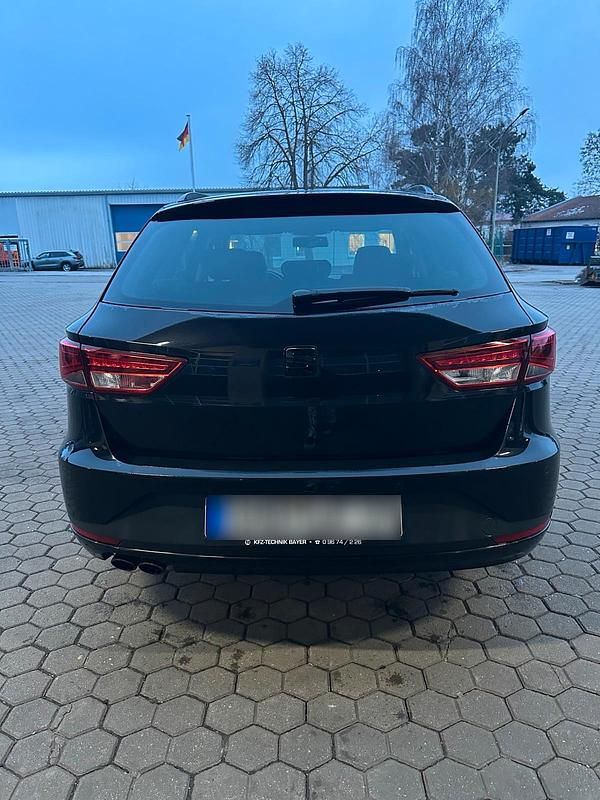 Gebraucht Seat Leon FR 140 PS (102 kW) 2014 Schwarz Kombi