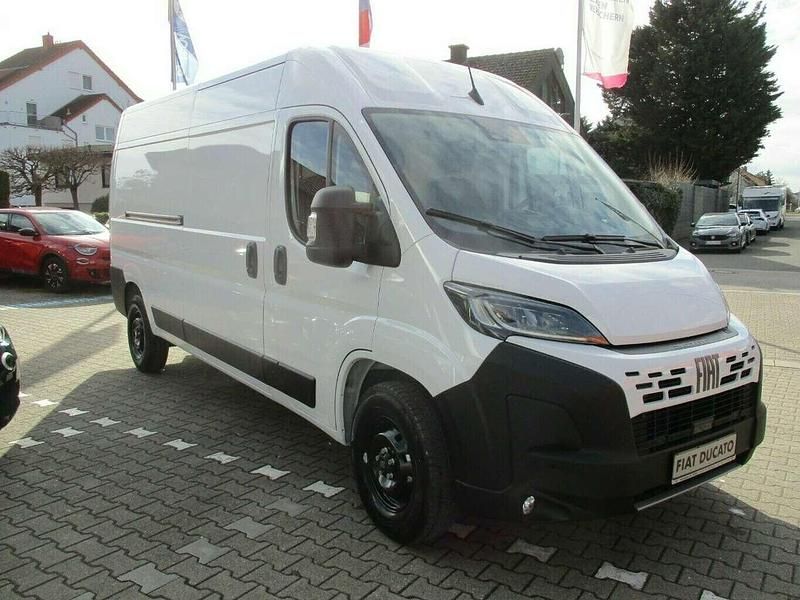 Neu Fiat Ducato 140 PS (102 kW) 2025 Weiss Van