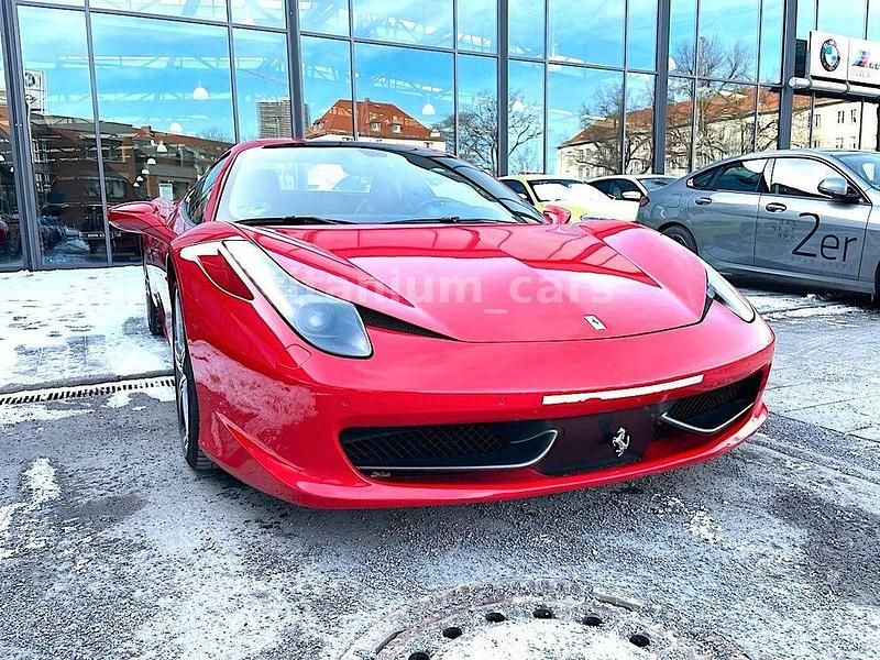 Gebraucht Ferrari 458 570 PS (419 kW) 2014 Rot Cabrio