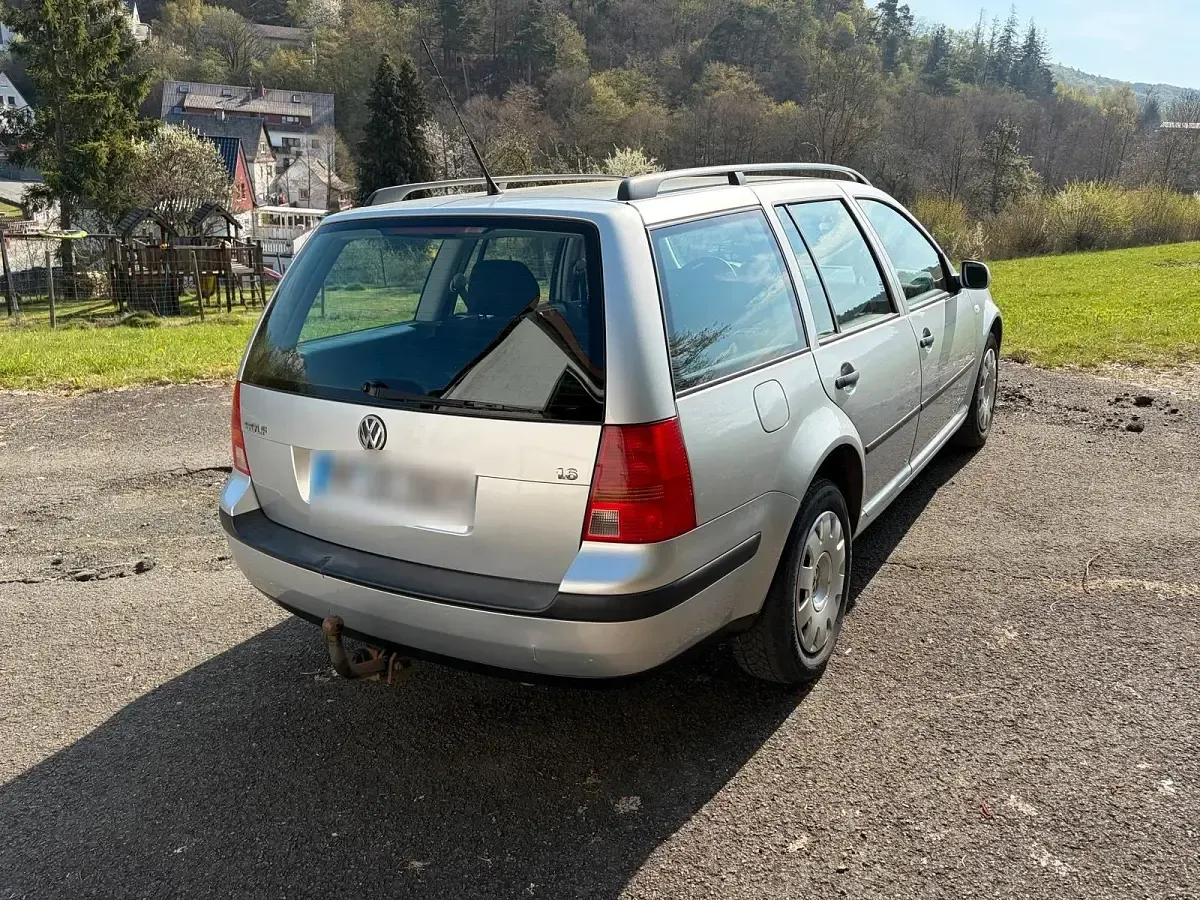 Gebraucht VW Golf IV 105 PS (77 kW) 2001 Silber Kombi