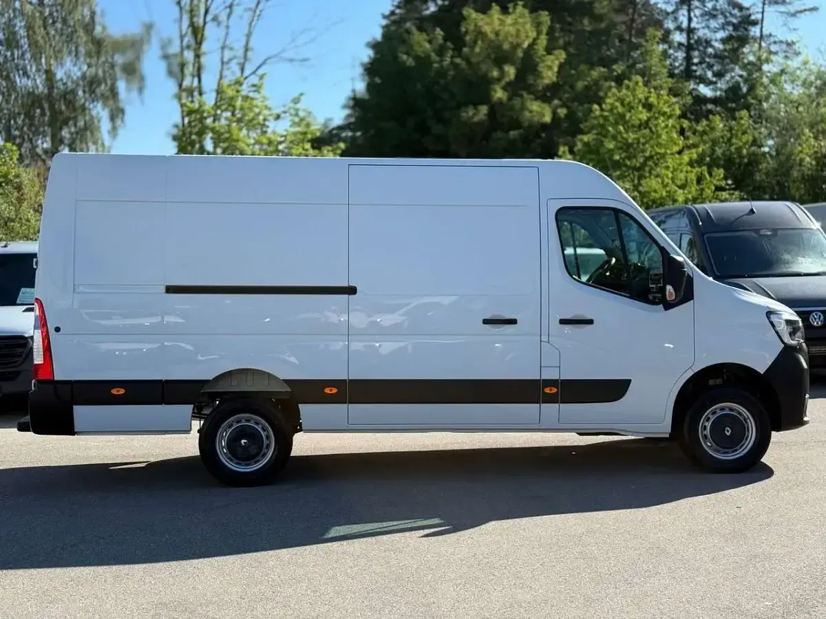 Gebraucht Renault Master 131 PS (96 kW) 2021 Weiß Van / Kleinbus