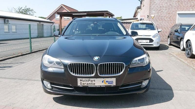 Gebraucht BMW 520 Comfort Edition 184 PS (135 kW) 2013 Schwarz Kombi