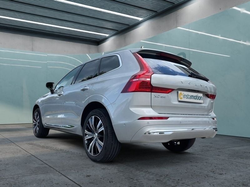 Gebraucht Volvo XC60 Plus 197 PS (144 kW) 2023 Silber SUV