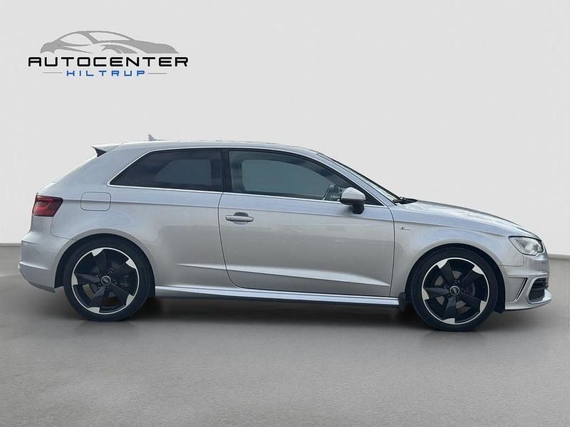 Gebraucht Audi A3 S-Line 125 PS (91 kW) 2015 Silber Kleinwagen