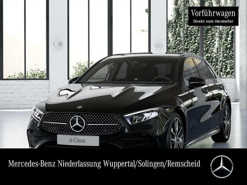 Schwarz Gebraucht 2025 Mercedes A200 AMG Limousine | 36.500 € (Etwas zu teuer) - Bild 1/4
