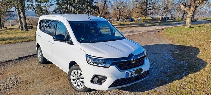 Weiß Gebraucht 2025 Renault Kangoo Equilibre Van / Kleinbus | 35.500 € (Teuer) - Bild 1/4