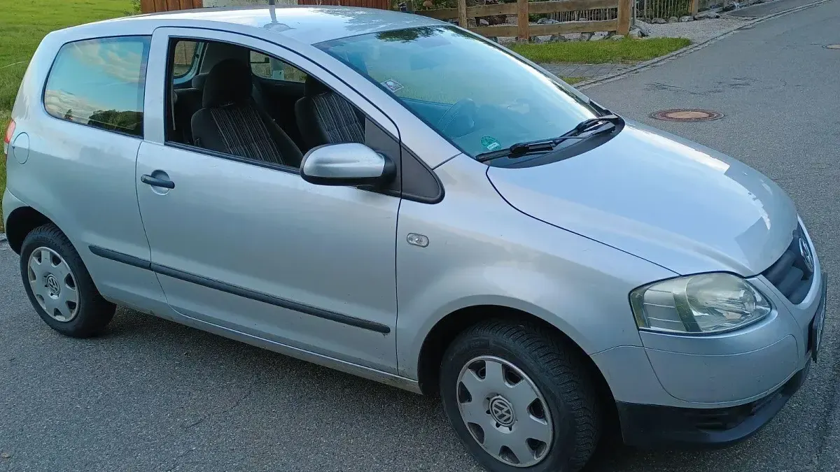 Gebraucht VW Fox 54 PS (39 kW) 2007 Silber Kleinwagen