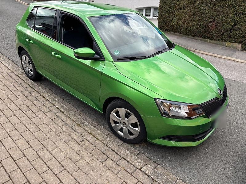 Gebraucht Skoda Fabia Cool Edition 60 PS (44 kW) 2017 Grün Kleinwagen