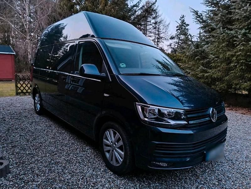 Second-hand VW T6 150 CP (110 kW) 2018 Albastru Van