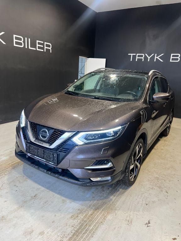 Braun Gebraucht 2018 Nissan Qashqai Tekna SUV | 11.500 € (Superpreis) - Bild 1/4