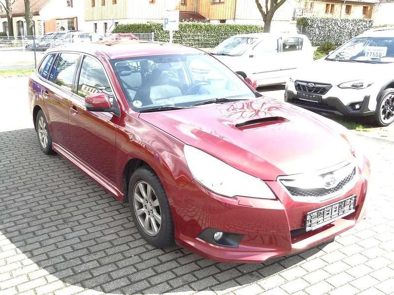 Gebraucht Subaru Legacy Active 150 PS (110 kW) 2012 Camelli  red Kombi