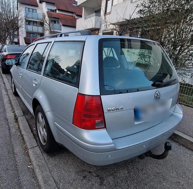 Gebraucht VW Bora 102 PS (75 kW) 2003 Silber Kombi