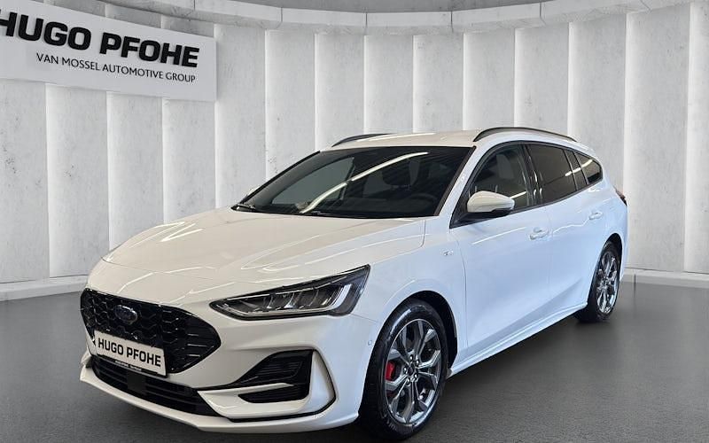 Gebraucht Ford Focus ST-Line 125 PS (91 kW) 2026 Frozen white uni Kombi