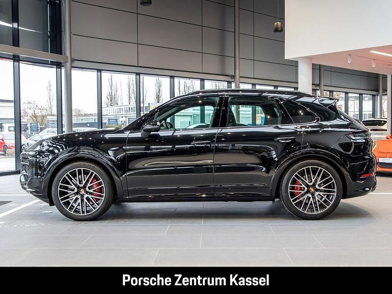 Neu Porsche Cayenne GTS 500 PS (367 kW) 2026 Schwarz SUV