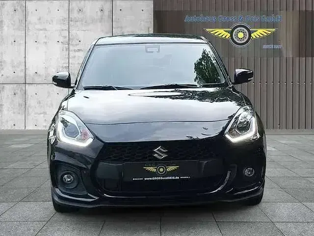 Gebraucht Suzuki Swift Sport 129 PS (94 kW) 2020 Super black pearl metallic Kleinwagen