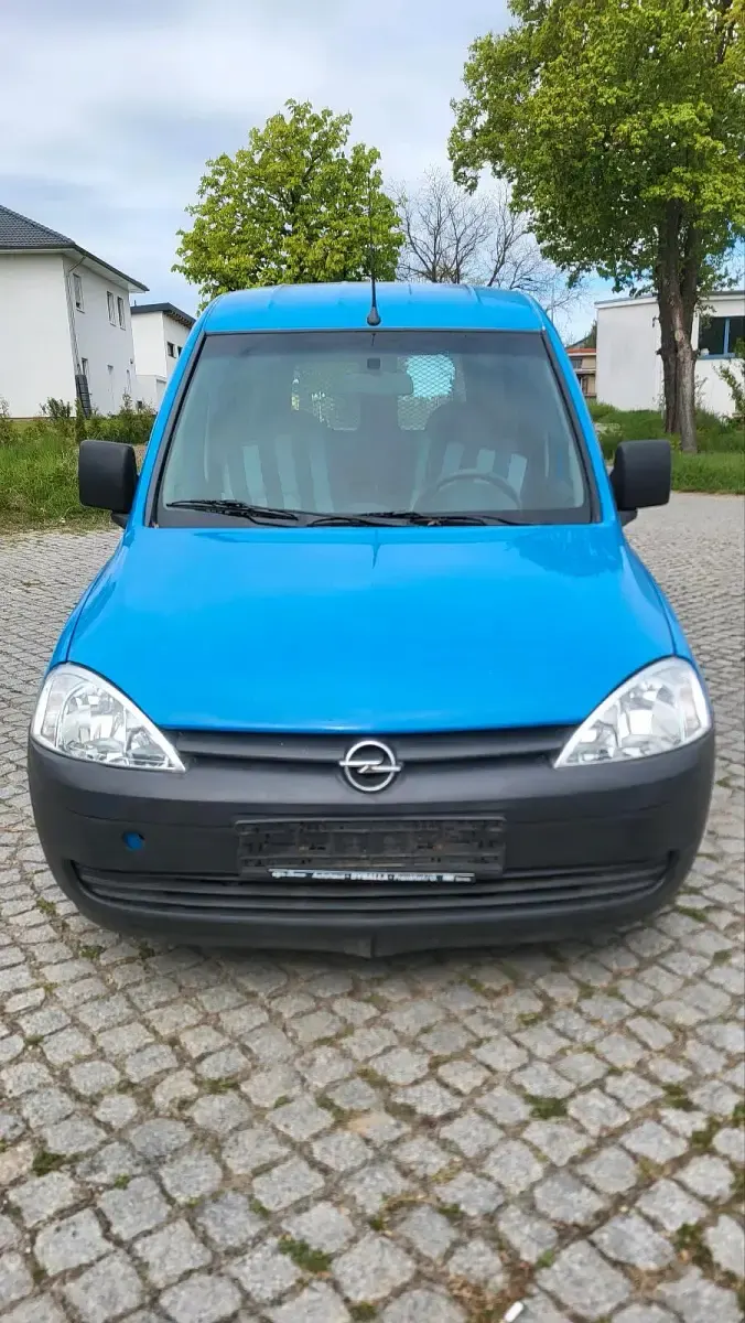 Usata Opel Combo 75 CV (55 kW) 2003 Blu Monovolume