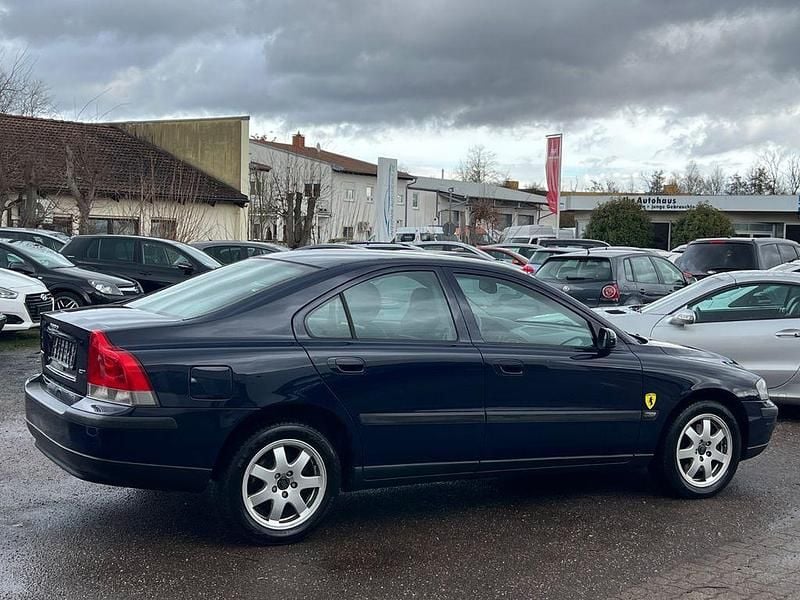 Gebraucht Volvo S60 179 PS (131 kW) 2003 Blau Limousine