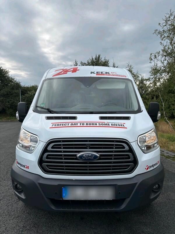 Weiß Gebraucht 2018 Ford Transit Van / Kleinbus | 11.500 € (Guter Preis) - Bild 1/4