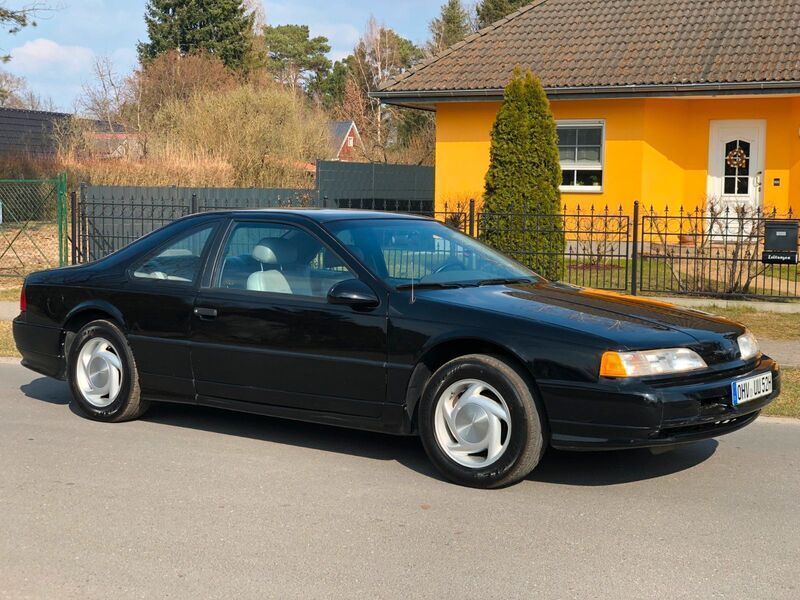 Second-hand Ford Thunderbird 209 CP (153 kW) 1990 Negru Coupe