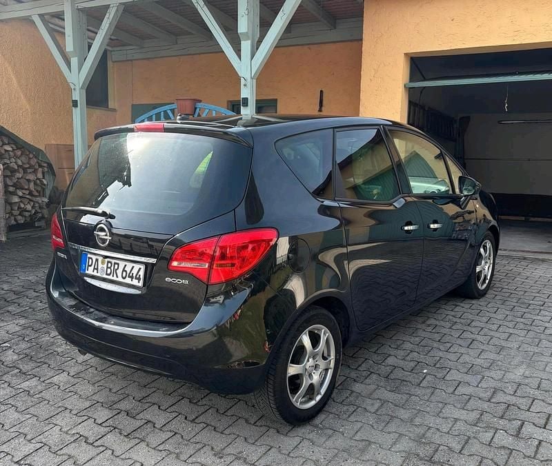 Gebraucht Opel Meriva 131 PS (96 kW) 2012 Schwarz Van / Kleinbus