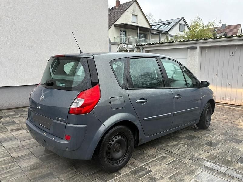 Gebraucht Renault Scénic 111 PS (81 kW) 2007 Braun Van / Kleinbus
