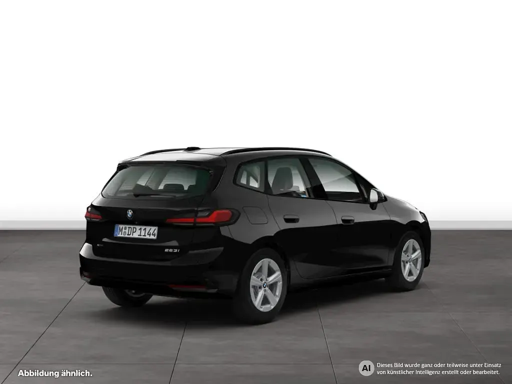 Gebraucht BMW 223 Active Tourer 204 PS (150 kW) 2025 Schwarz Van / Kleinbus