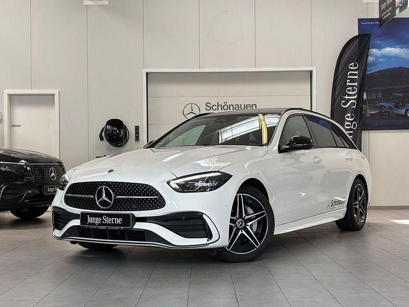 Weiß Gebraucht 2024 Mercedes C200 AMG Kombi | 39.850 € (Teuer) - Bild 1/4