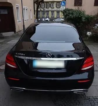 Gebraucht Mercedes E220 194 PS (142 kW) 2019 Schwarz Limousine