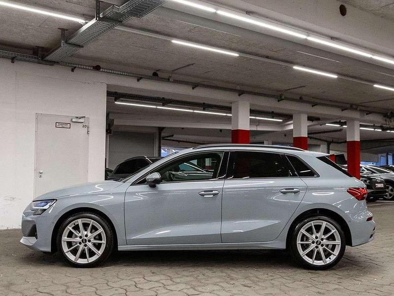 Gebraucht Audi A3 Advanced Plus 150 PS (110 kW) 2025 Pfeilgrau perleffekt Limousine