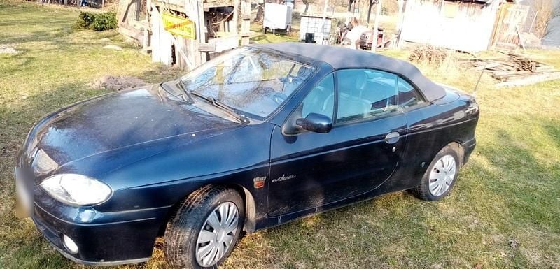Gebraucht Renault Mégane Cabriolet 107 PS (78 kW) 2000 Blau Cabrio