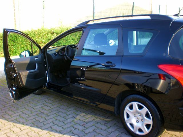 Gebraucht Peugeot 308 109 PS (80 kW) 2009 Schwarz Kombi