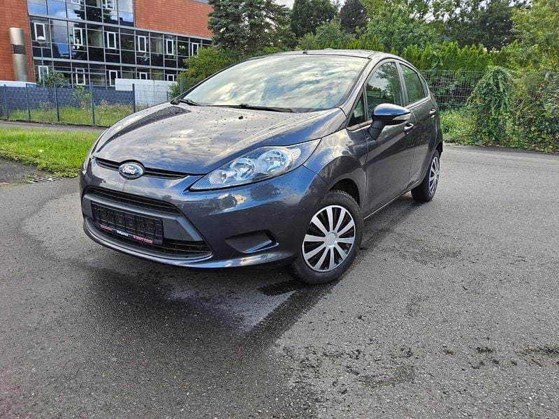 Royalgrau met. (metallic) Gebraucht 2009 Ford Fiesta Trend Kleinwagen | 2.990 € (Fairer Preis) - Bild 1/4