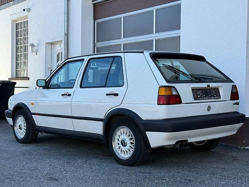 Gebraucht VW Golf II GTI 111 PS (81 kW) 1991 Weiß Kleinwagen