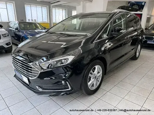 Gebraucht Ford S-MAX Titanium 150 PS (110 kW) 2021 Schwarz Van / Kleinbus