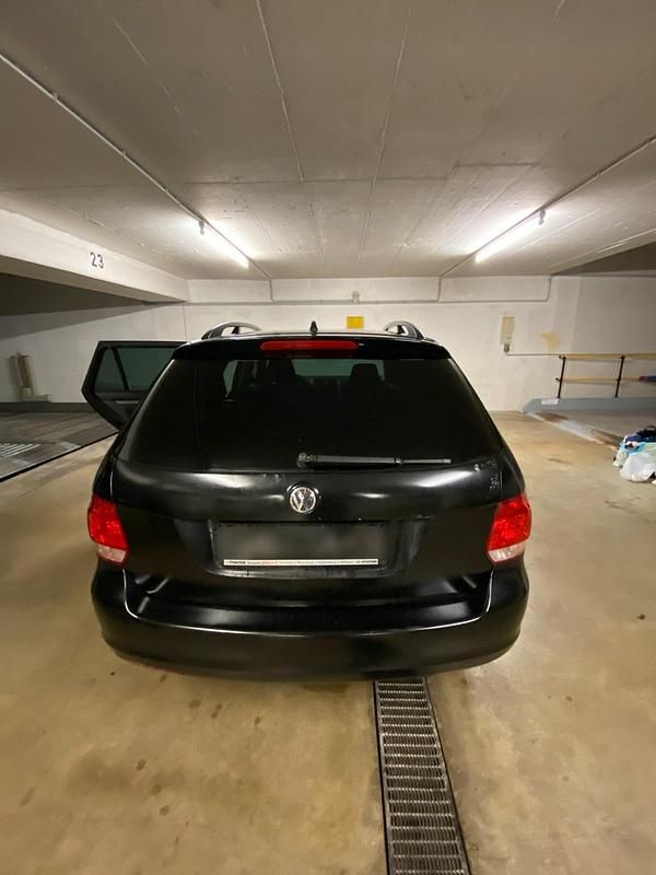 Schwarz Gebraucht 2009 VW Golf VI Kombi | 2.900 € (Guter Preis) - Bild 1/4