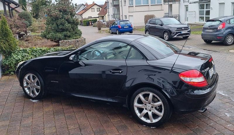 Gebraucht Mercedes SLK200 163 PS (119 kW) 2005 Schwarz Cabrio